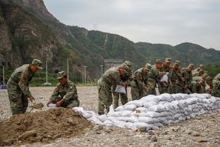 乔-科尔：如果勒沃库森踢欧冠决赛，无论对哪支球队我都支持他们